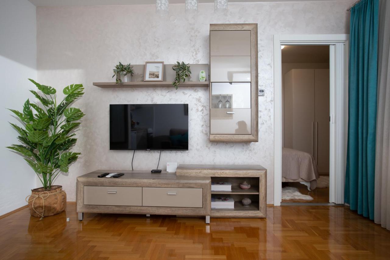 Apartman Sunset Sremska Mitrovica Extérieur photo